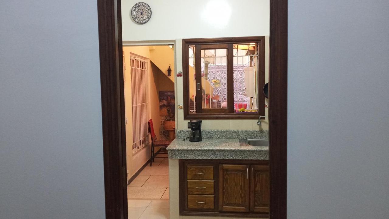 Luxury Two Bedroom Apartment Near Rabat International Airport欢迎家 Salé Esterno foto